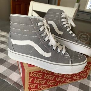 Women’s high top Vans